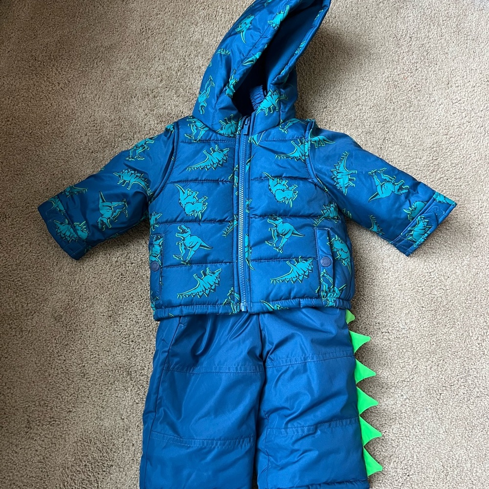 Carter’s snow suit